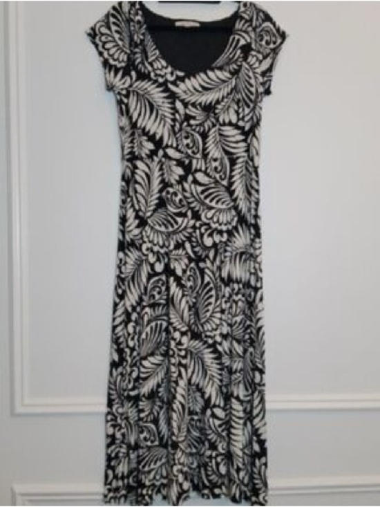 LOFT Dresses & Skirts - Loft XL Dress Black & Cream Floral Scoop Neck Maxi Dress Ann Taylor